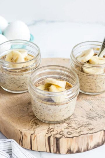 3 cups of baby friendly banana custard.