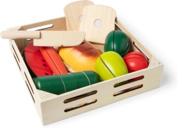 Wood fruit toys that children can slice. 