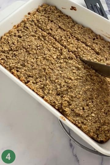 Make ahead, easy-to-serve baby led weaning breakfast bar packed with fibre, healthy fats, and protein to fuel your baby on busy mornings. Bonus, these porridge fingers are also freezer friendly!